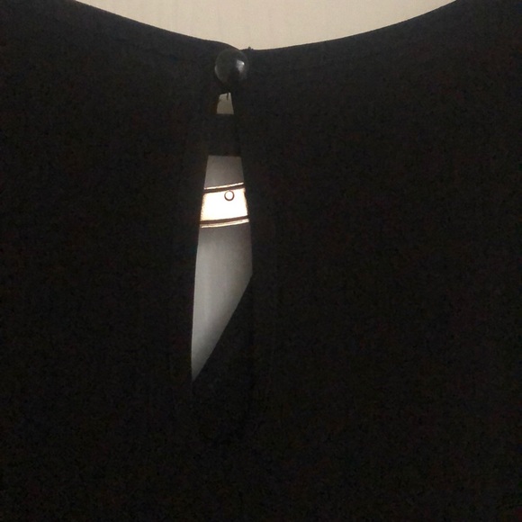 Black blouse - Picture 4 of 4